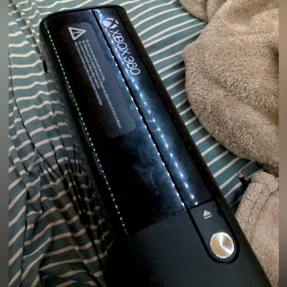 xbox 360 E console